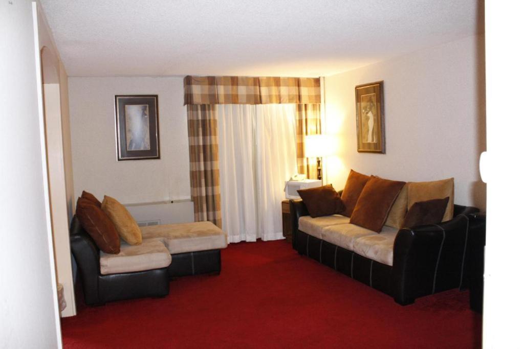 Riverfront Hotel Интернешънъл Фолс Екстериор снимка