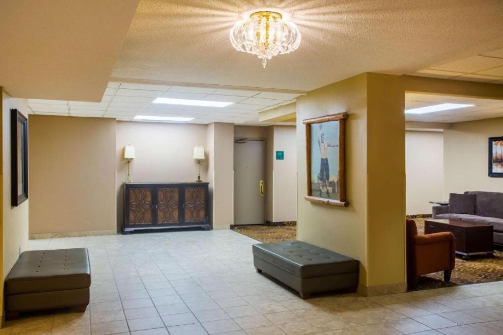 Riverfront Hotel Интернешънъл Фолс Екстериор снимка