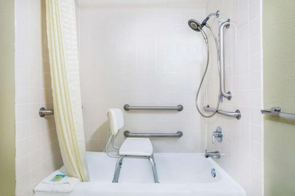 Riverfront Hotel Интернешънъл Фолс Екстериор снимка