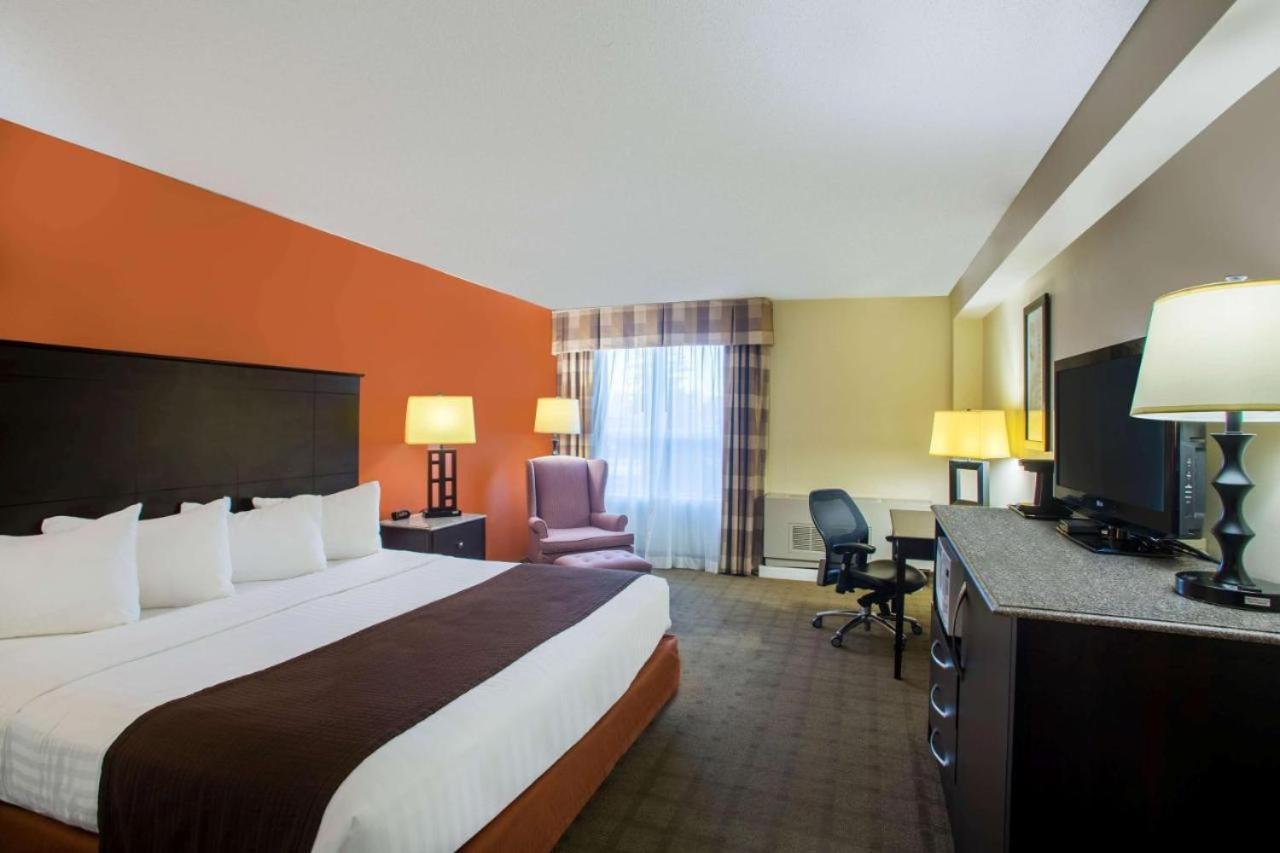 Riverfront Hotel Интернешънъл Фолс Екстериор снимка